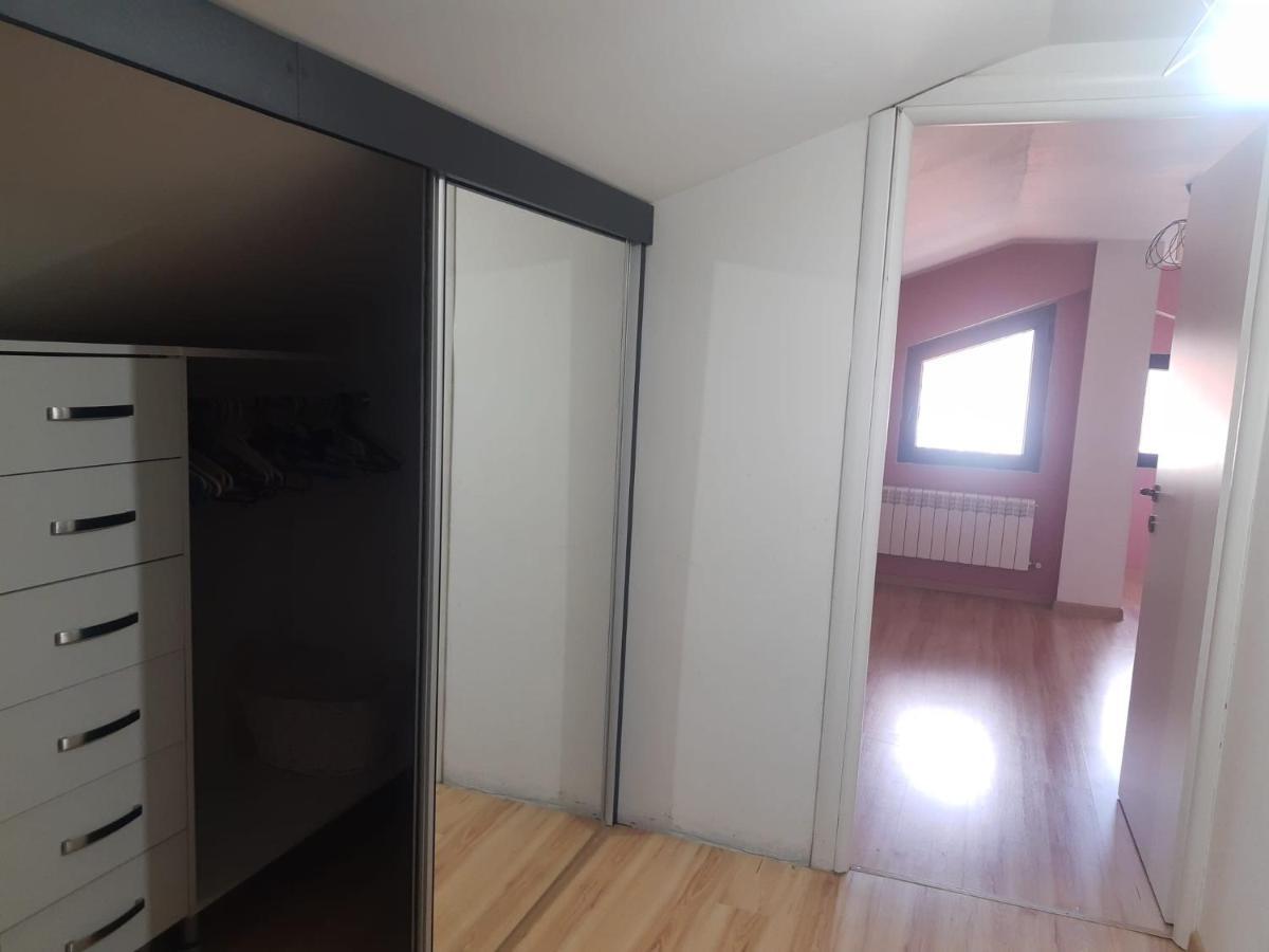Apartament 3 Camere Римніку-Вилча Екстер'єр фото